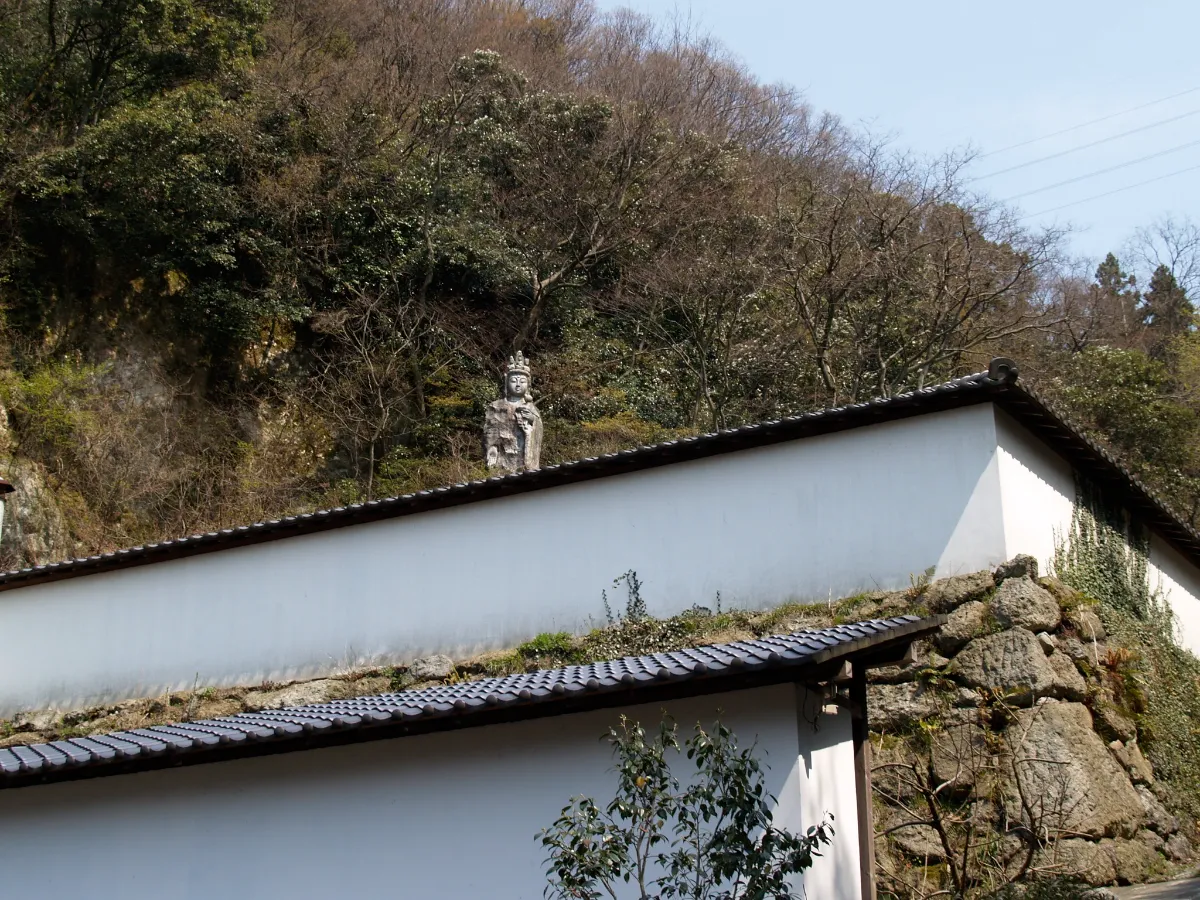 鹿導観音菩薩像